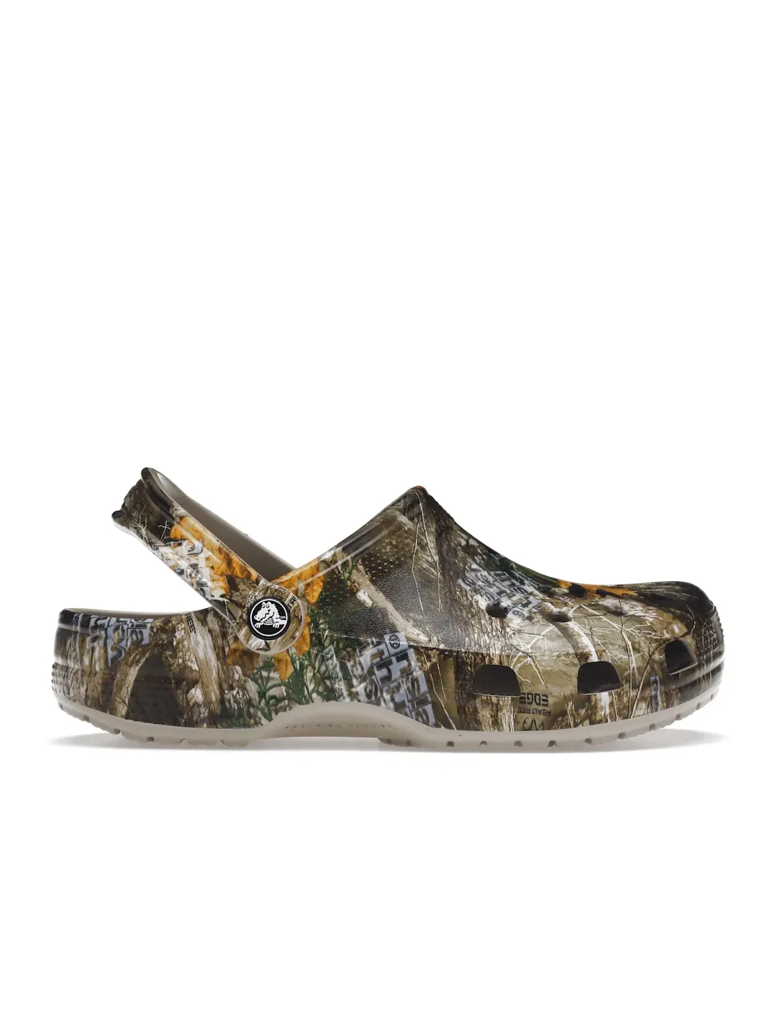 Мужские сабо с камуфляжным принтом Crocs Classic Clog, Edge Camo/Walnut — изображение 1 из 4