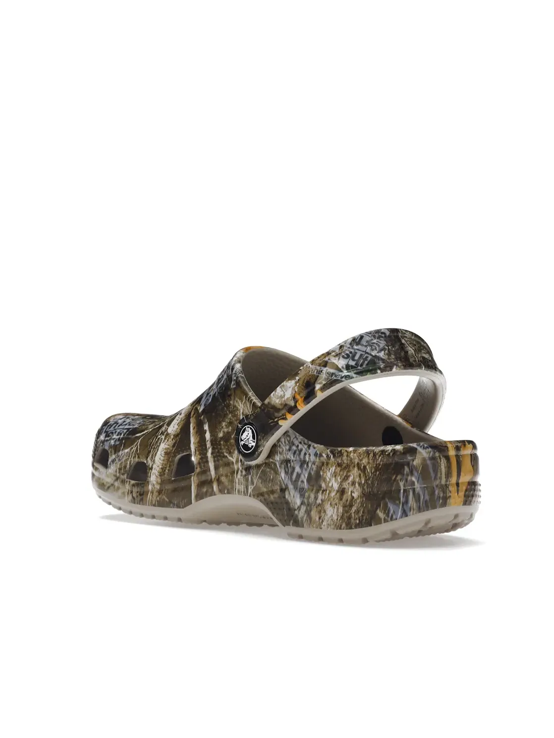 Мужские сабо с камуфляжным принтом Crocs Classic Clog, Edge Camo/Walnut — изображение 4 из 4