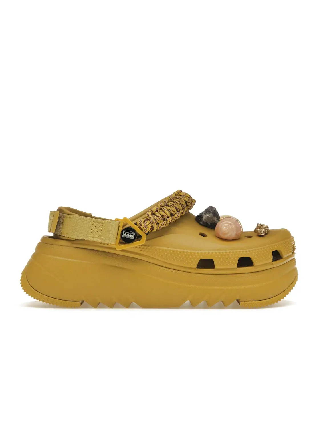Мужские клоги Crocs Classic Hiker Xscape Clog, Desert Grass — изображение 1 из 4