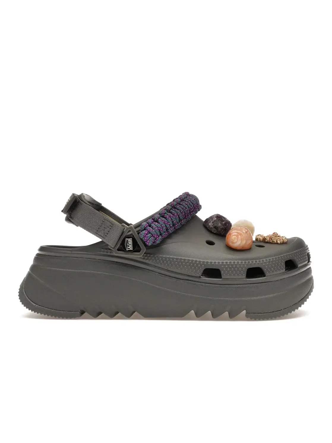 Мужские сабо Crocs Classic Hiker Xscape Clog — изображение 1 из 4, серый