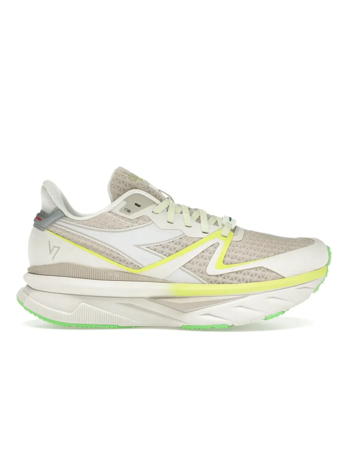 Мужские кроссовки Lifestyle Diadora Atomo V7000 — изображение 1 из 4, серый белый белый