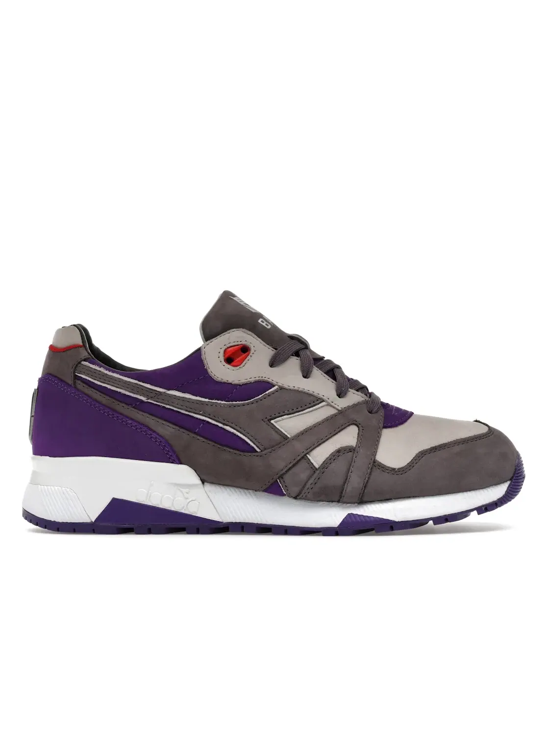 Мужские кроссовки Lifestyle Diadora N9000 — изображение 1 из 4