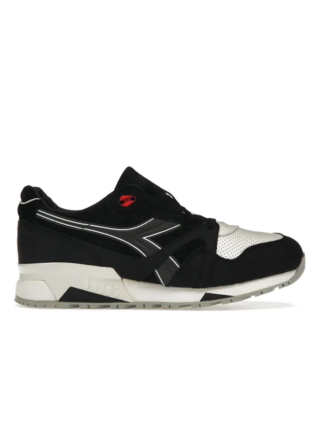 Мужские кроссовки Lifestyle Diadora N9000 — изображение 1 из 4, черный