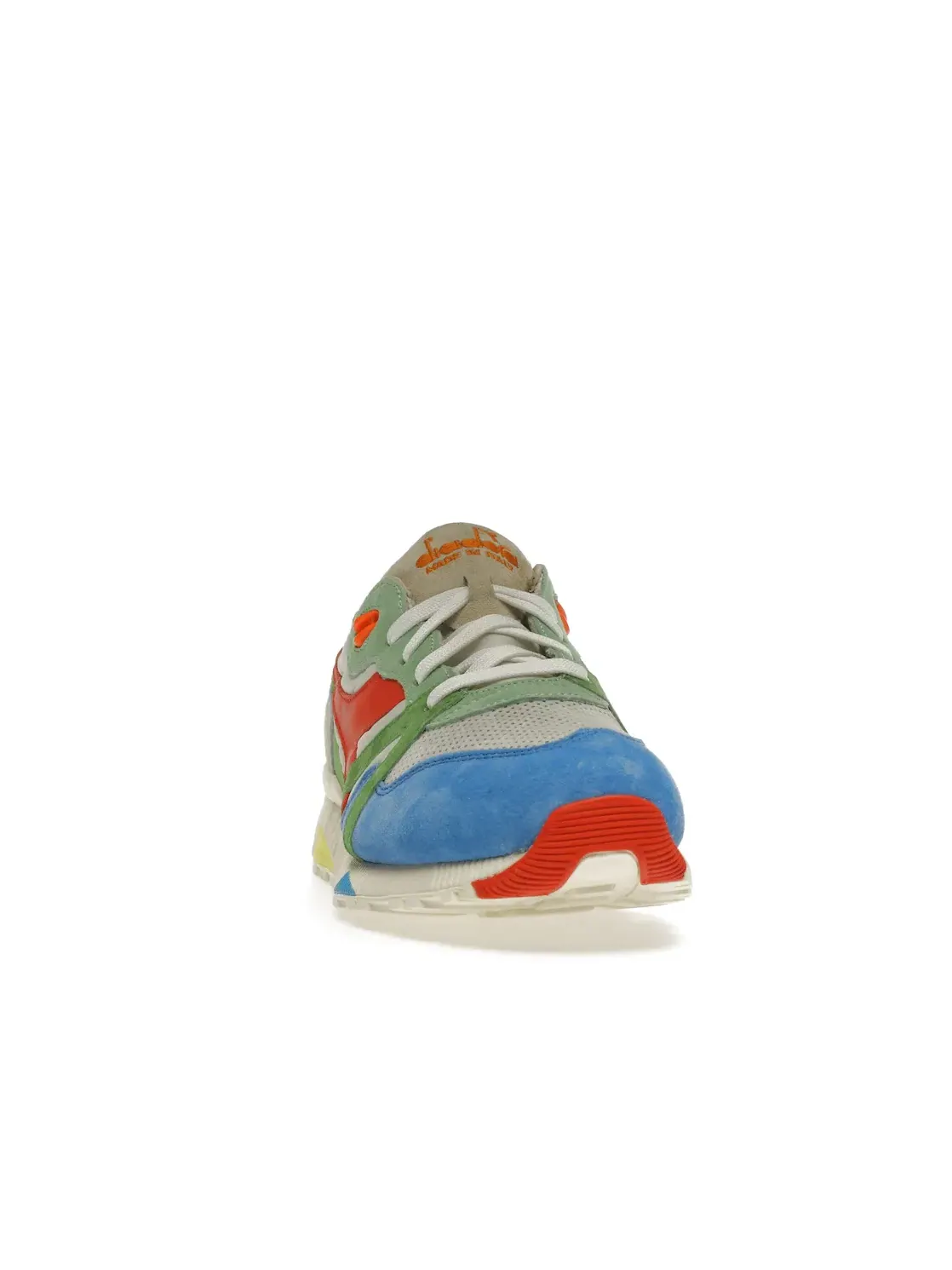 Мужские кроссовки Lifestyle Diadora N9000 Hasbro Monopoly Leo Colacicco — изображение 2 из 4, серый