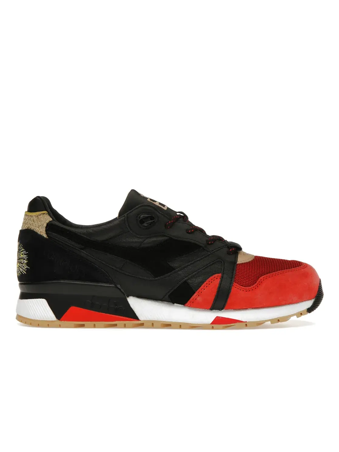 Мужские кроссовки Lifestyle Diadora N9000 Limited Edt. Correfocs — изображение 1 из 4, черный/красный