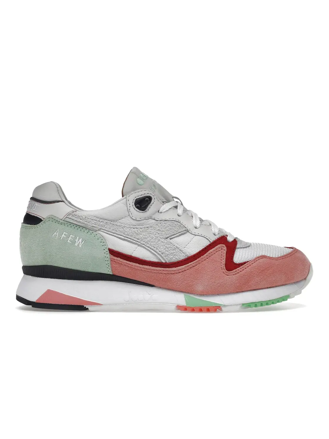 Мужские кроссовки Lifestyle Diadora V7000 — изображение 1 из 4, белый/зеленый