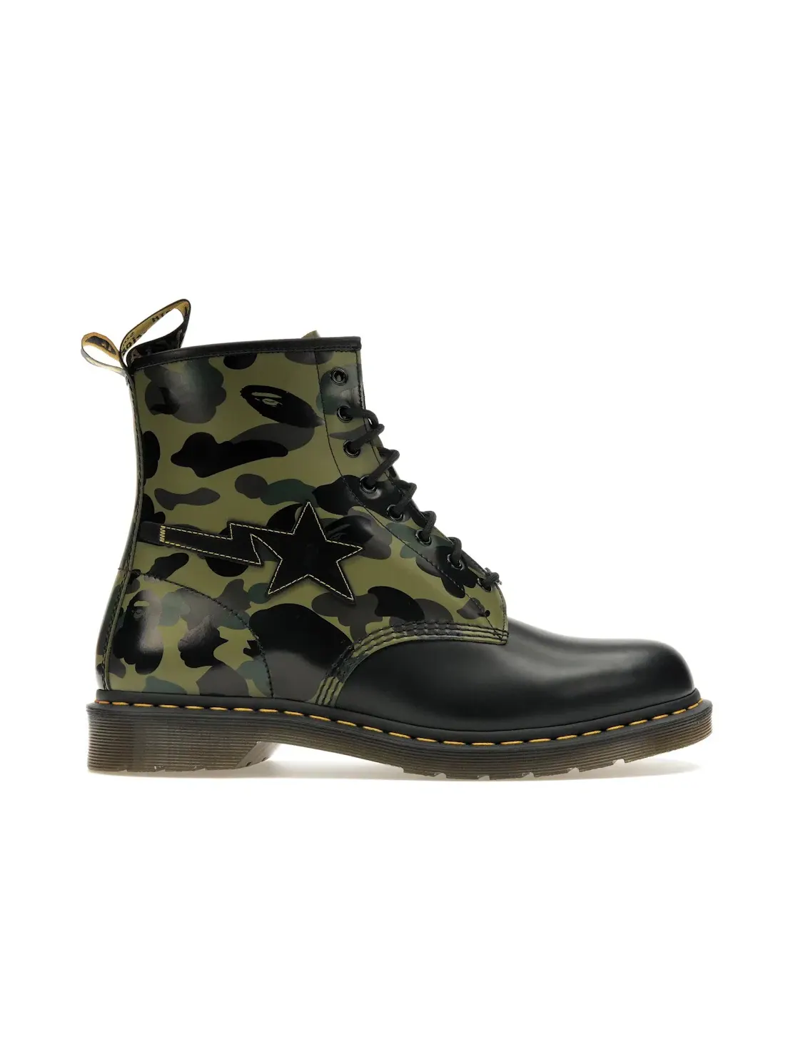 Ботинки мужские Dr. Martens 1460 Zip A Bathing Ape, камуфляжный принт — изображение 1 из 4