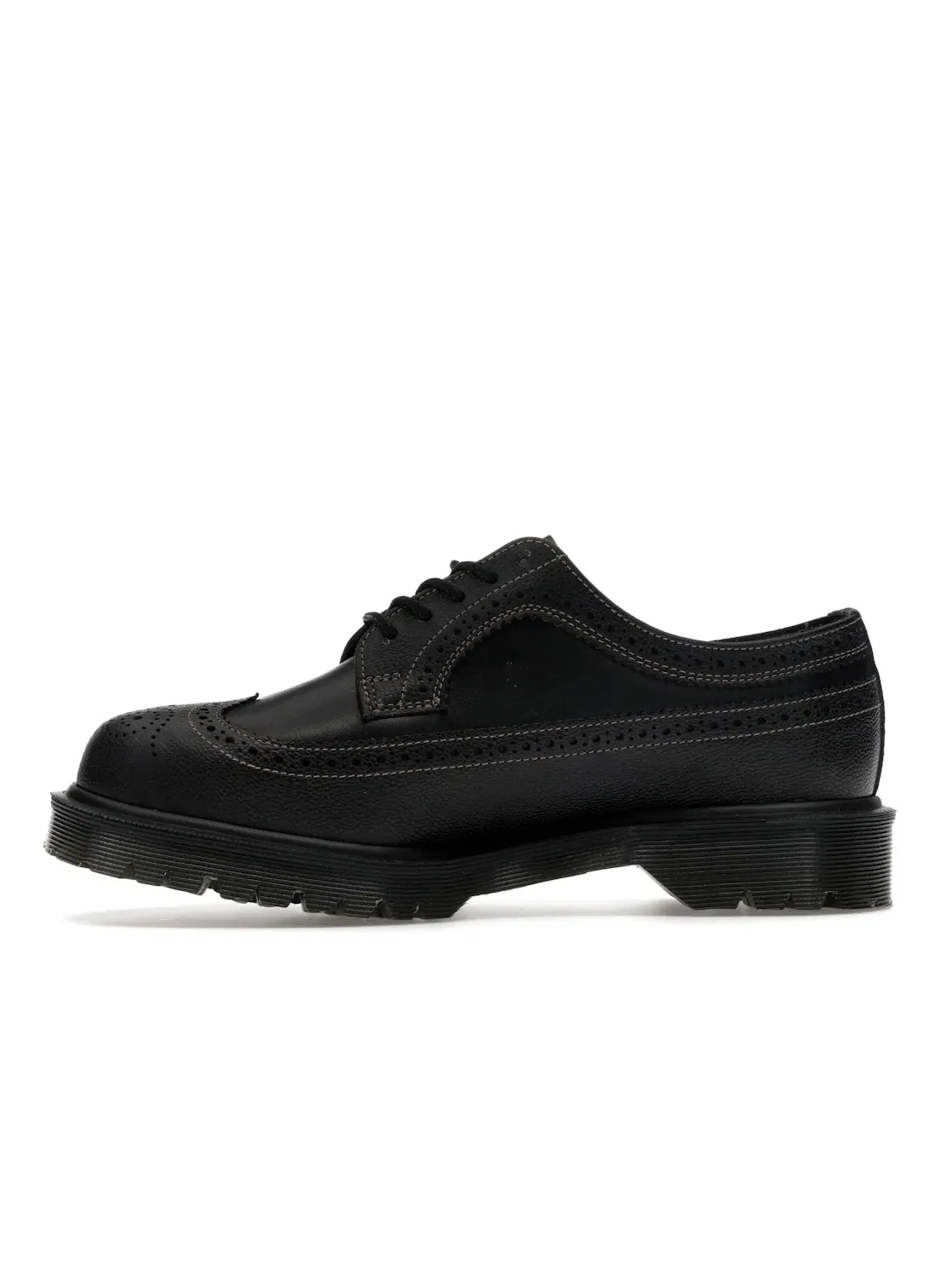 Оксфорды мужские Dr. Martens 3989 Westminster Brogue, гладкая кожа, перфорация — изображение 3 из 4, черный