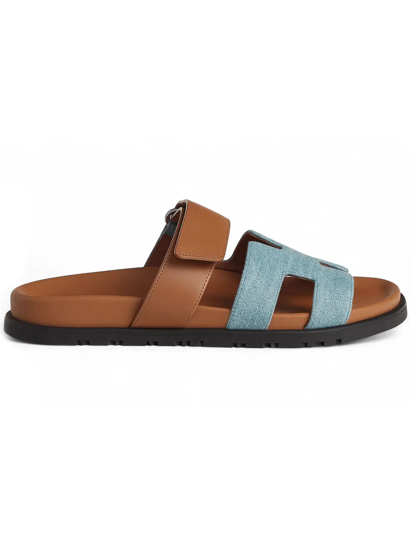 Женские сандалии с дизайном Hermes Chypre Sandal Hermes, Bleu Clair/Naturel — изображение 1 из 1