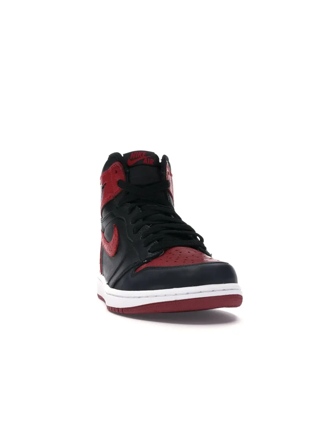 Мужские кроссовки кожаные Jordan 1 Retro High — изображение 2 из 4, черный/красный-белый