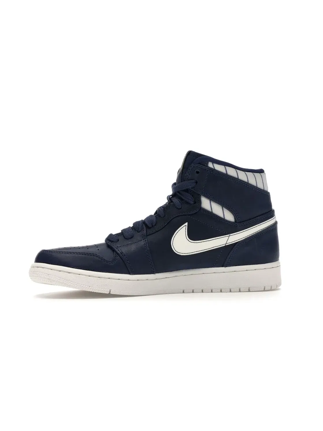Мужские кроссовки лимитированной серии Jordan 1 Retro Jeter RE2PECT Jordan — изображение 3 из 4