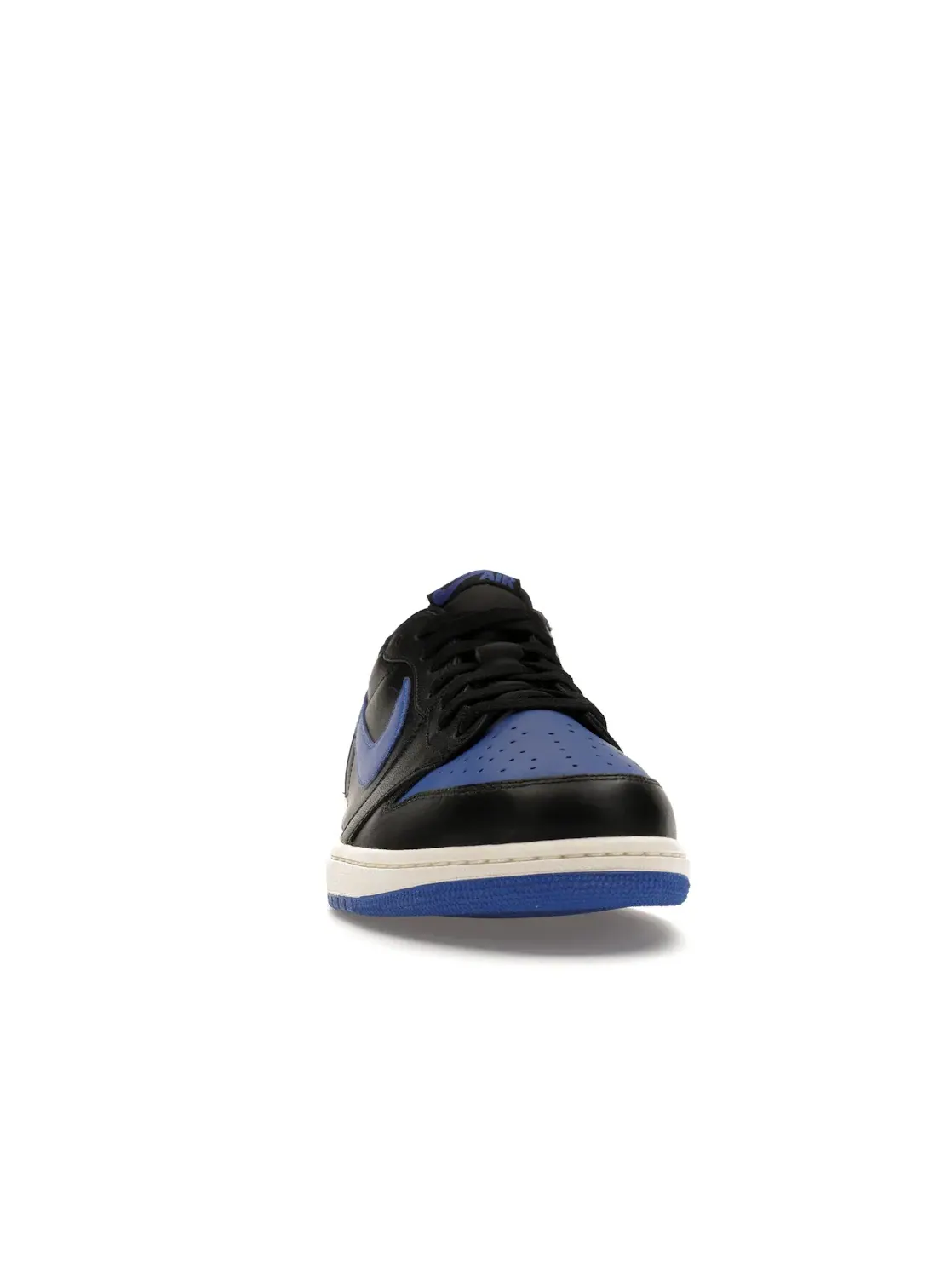 Мужские кроссовки с кожаным верхом Jordan 1 Retro Low Jordan — изображение 2 из 4, черный