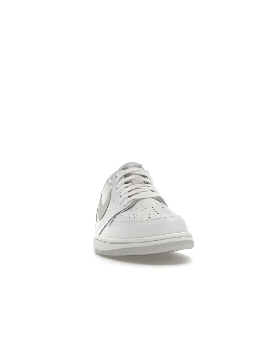 Мужские кроссовки с низким верхом Jordan 1 Retro Low Jordan — изображение 2 из 4, белый/серый