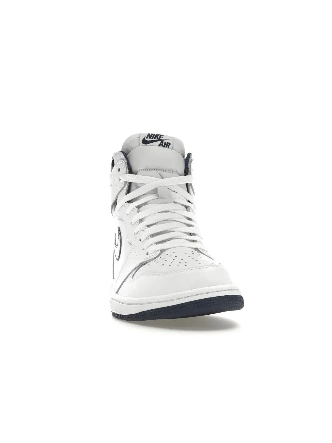 Мужские кроссовки Lifestyle с перфорированным носком Jordan 1 Retro — изображение 2 из 4