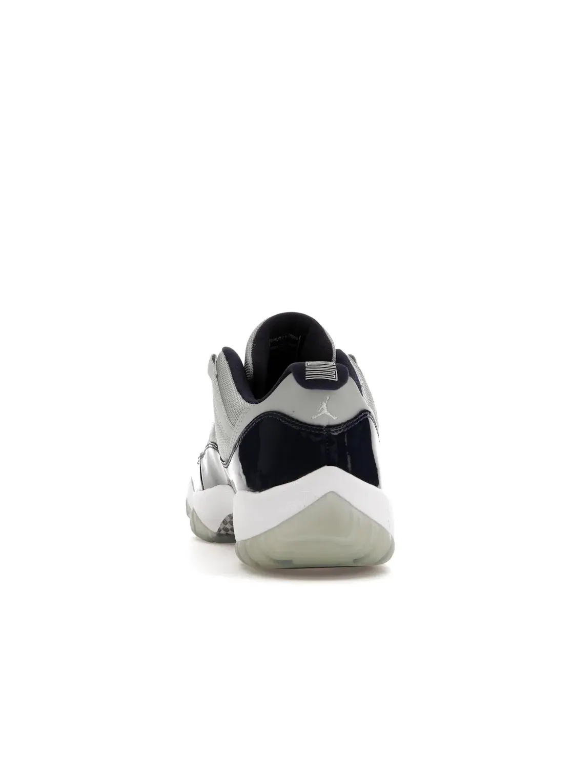 Мужские кроссовки низкие с патентованной кожей Jordan 11 Retro Low Jordan — изображение 4 из 4, серый/белый-темно-синий