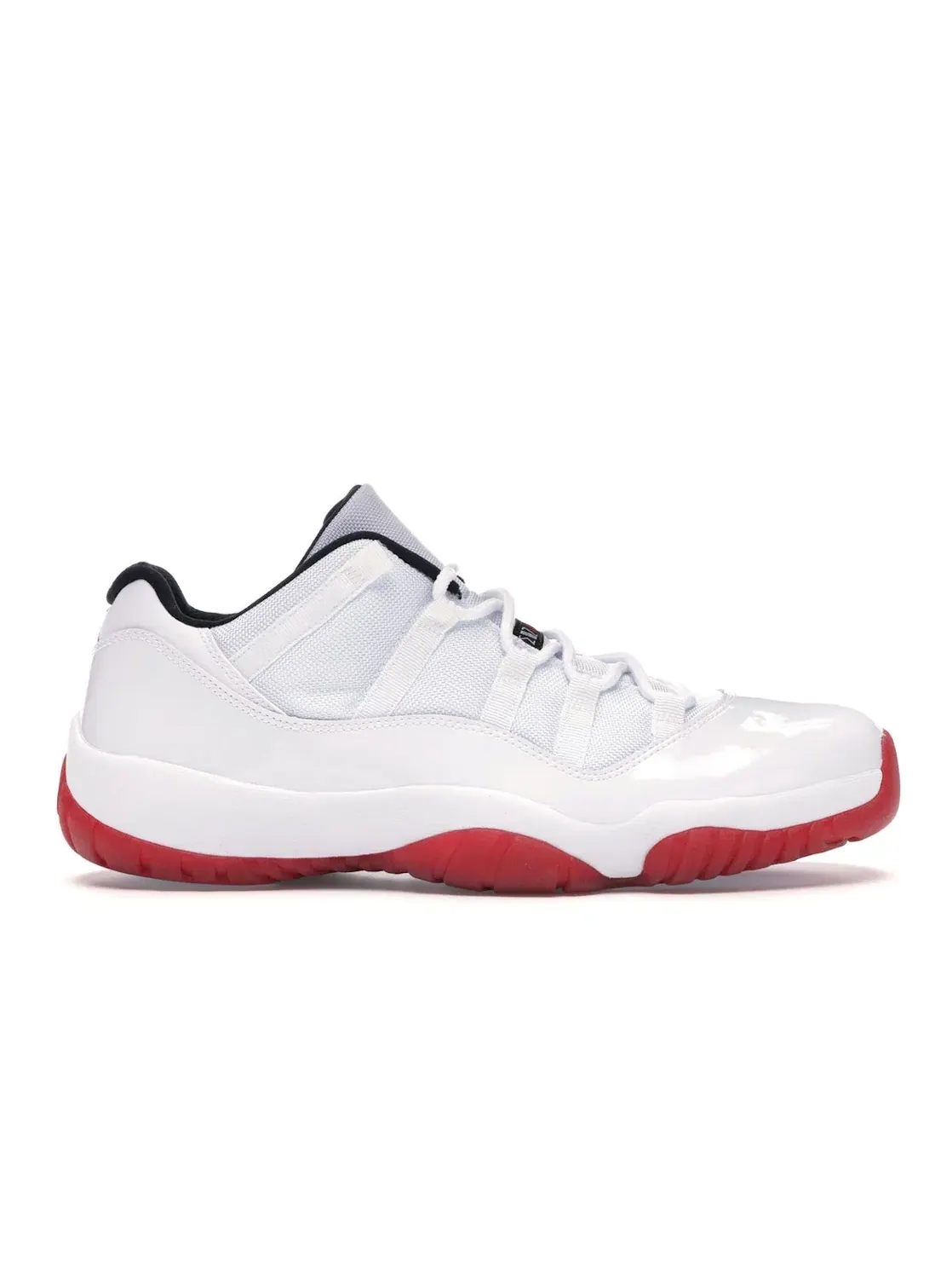 Мужские кроссовки с замшевым носком Jordan 11 Retro Low Jordan — изображение 1 из 4, белый/красный-черный