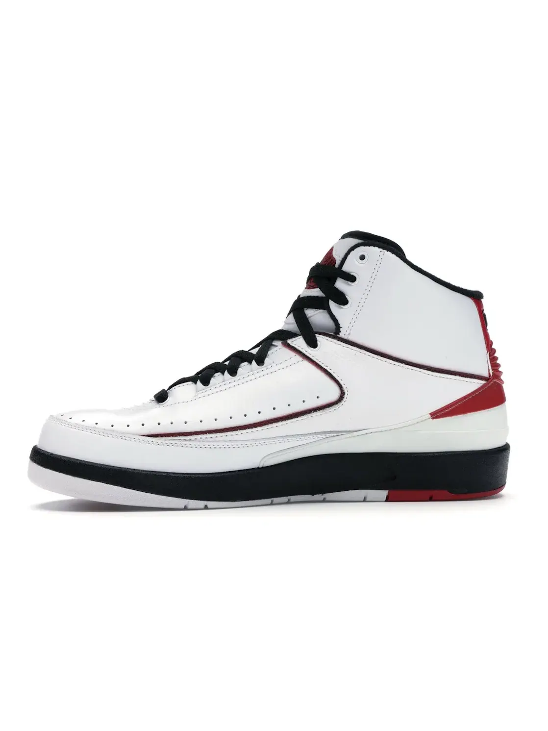 Мужские кроссовки с замшевой отделкой Jordan 2 Retro — изображение 3 из 4, белый/черный-красный