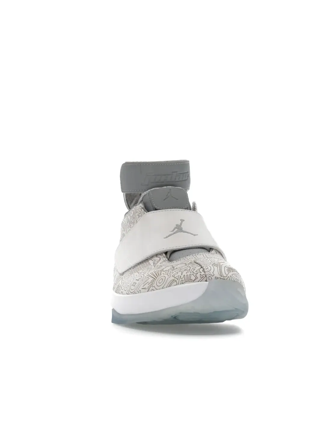 Мужские кроссовки с лазерной гравировкой Jordan 20 Retro — изображение 2 из 4