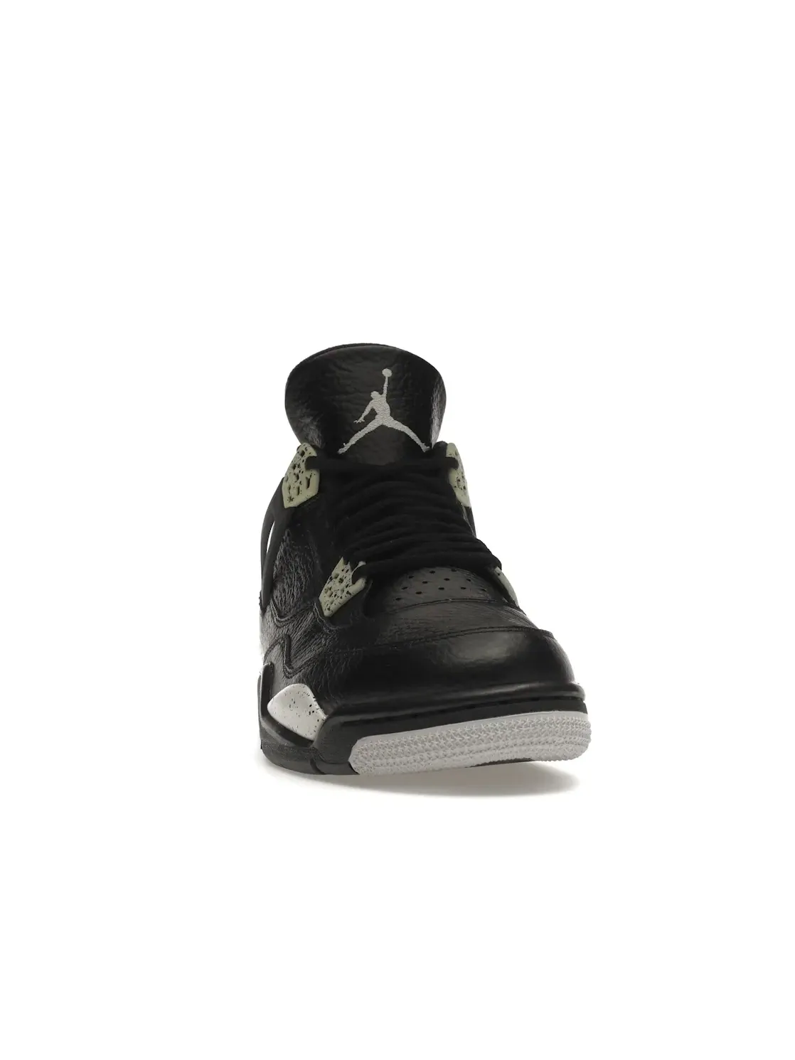 Мужские кроссовки с перфорацией Jordan 4 Retro Jordan — изображение 2 из 4, черный/серый-белый