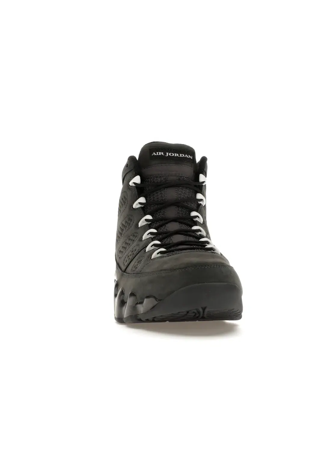 Мужские кроссовки с ретро-дизайном Jordan 9 Retro — изображение 2 из 4, черный-белый