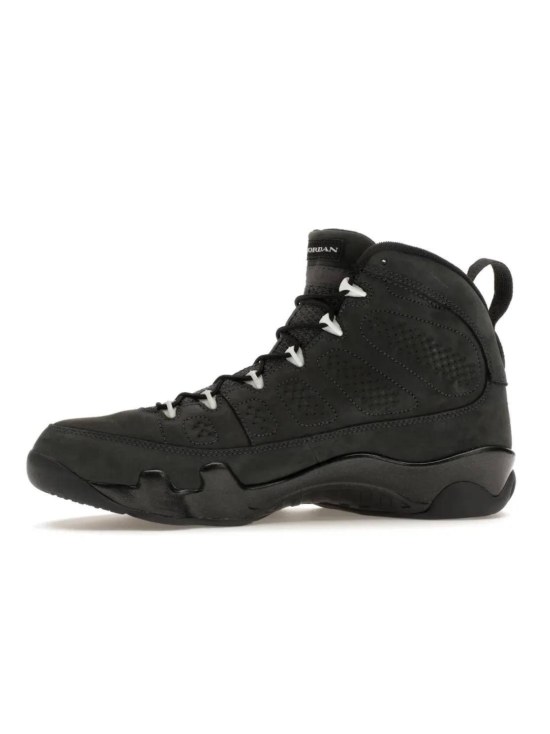 Мужские кроссовки с ретро-дизайном Jordan 9 Retro — изображение 3 из 4, черный-белый