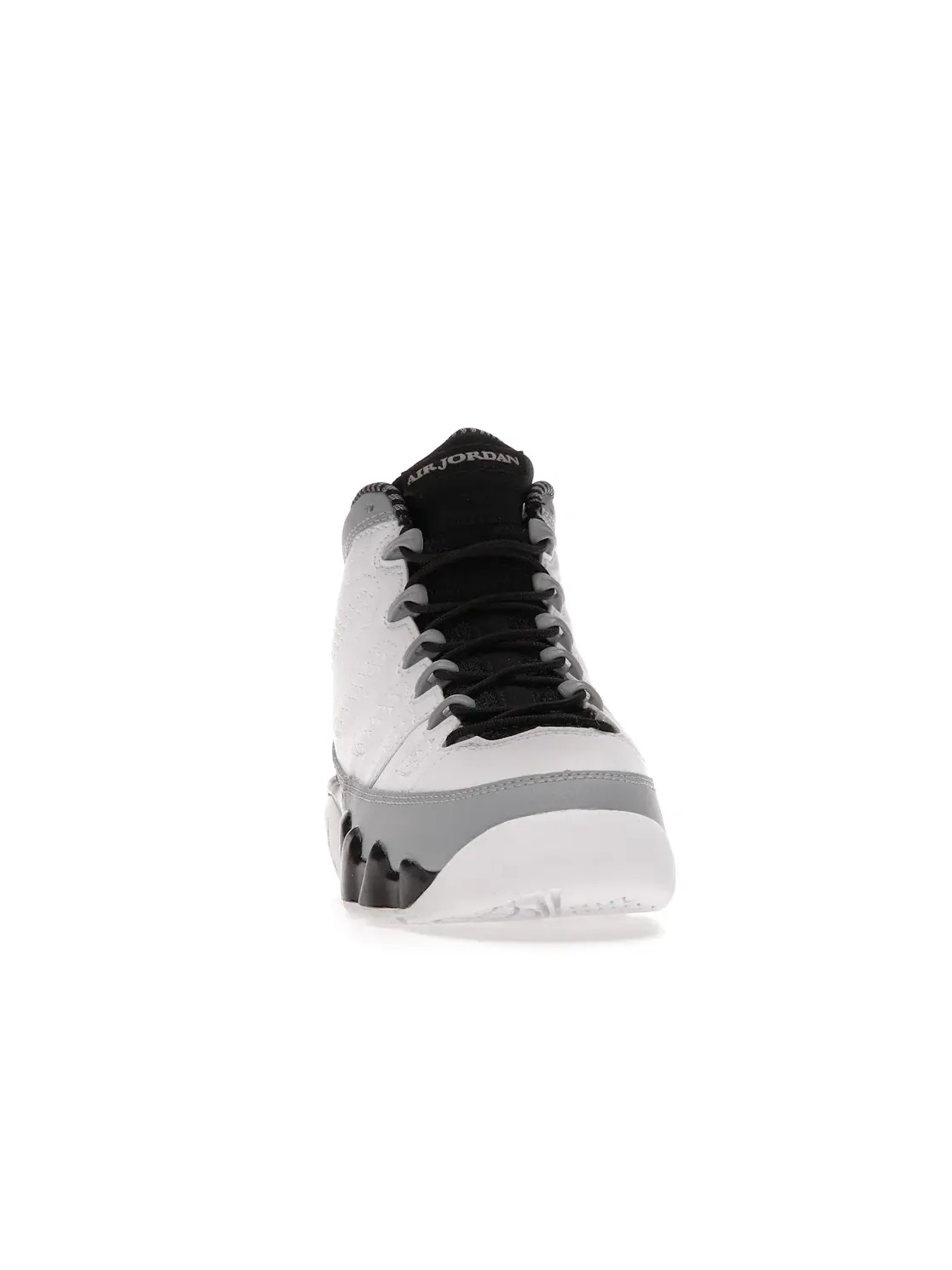 Детские кроссовки для мальчиков с повседневным стилем Jordan 9 Retro Jordan — изображение 2 из 4, белый/черный-серый