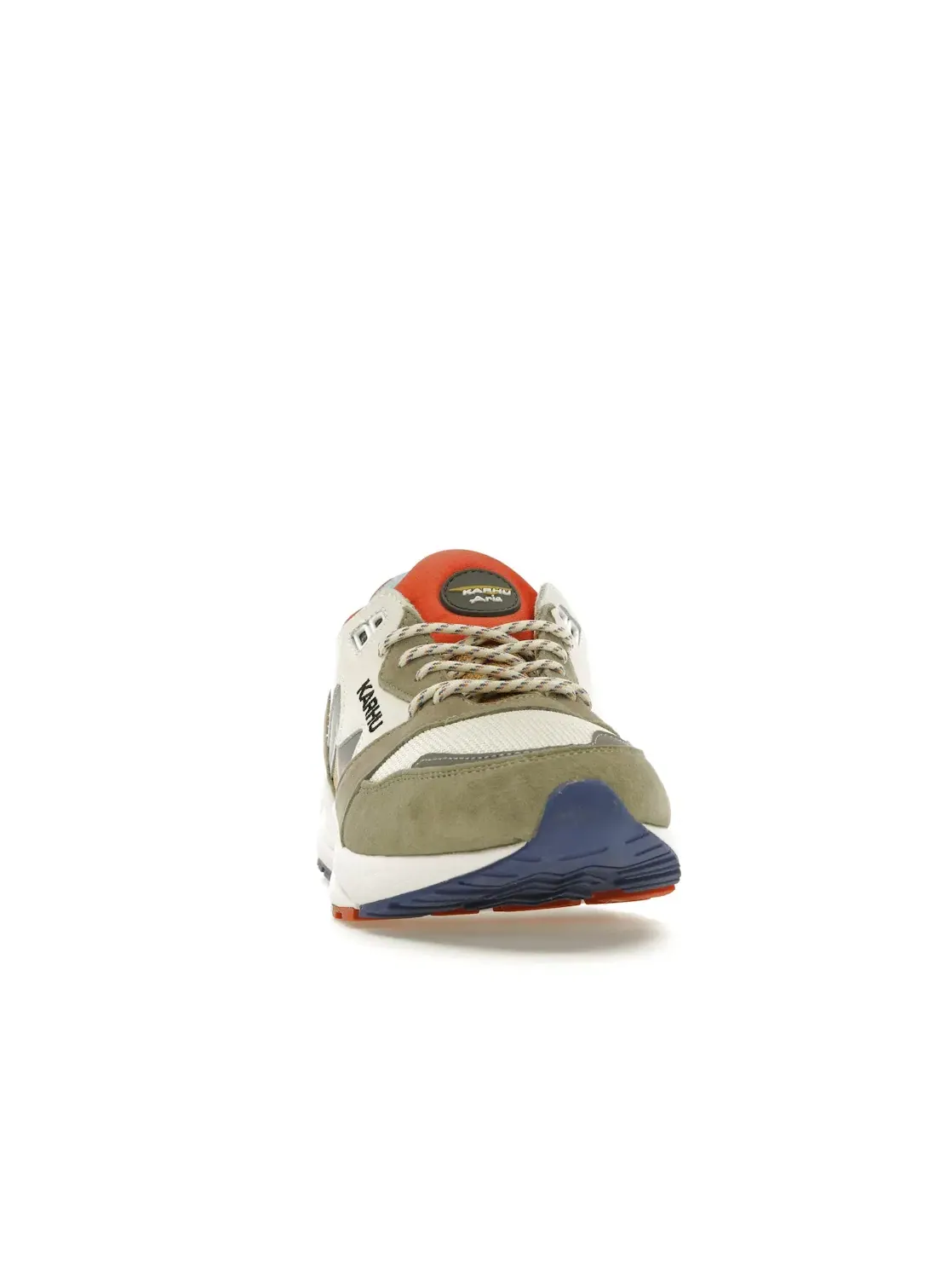 Мужские кроссовки Lifestyle Karhu Aria 95 — изображение 2 из 4, серебристый