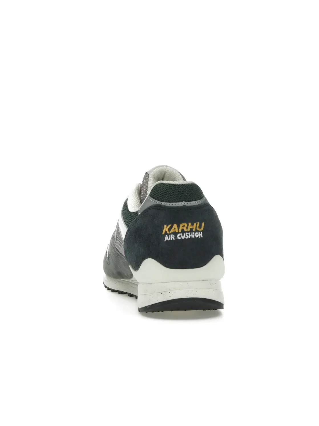 Мужские кроссовки Lifestyle Karhu Synchron Classic Gunmetal/Bright White — изображение 4 из 4