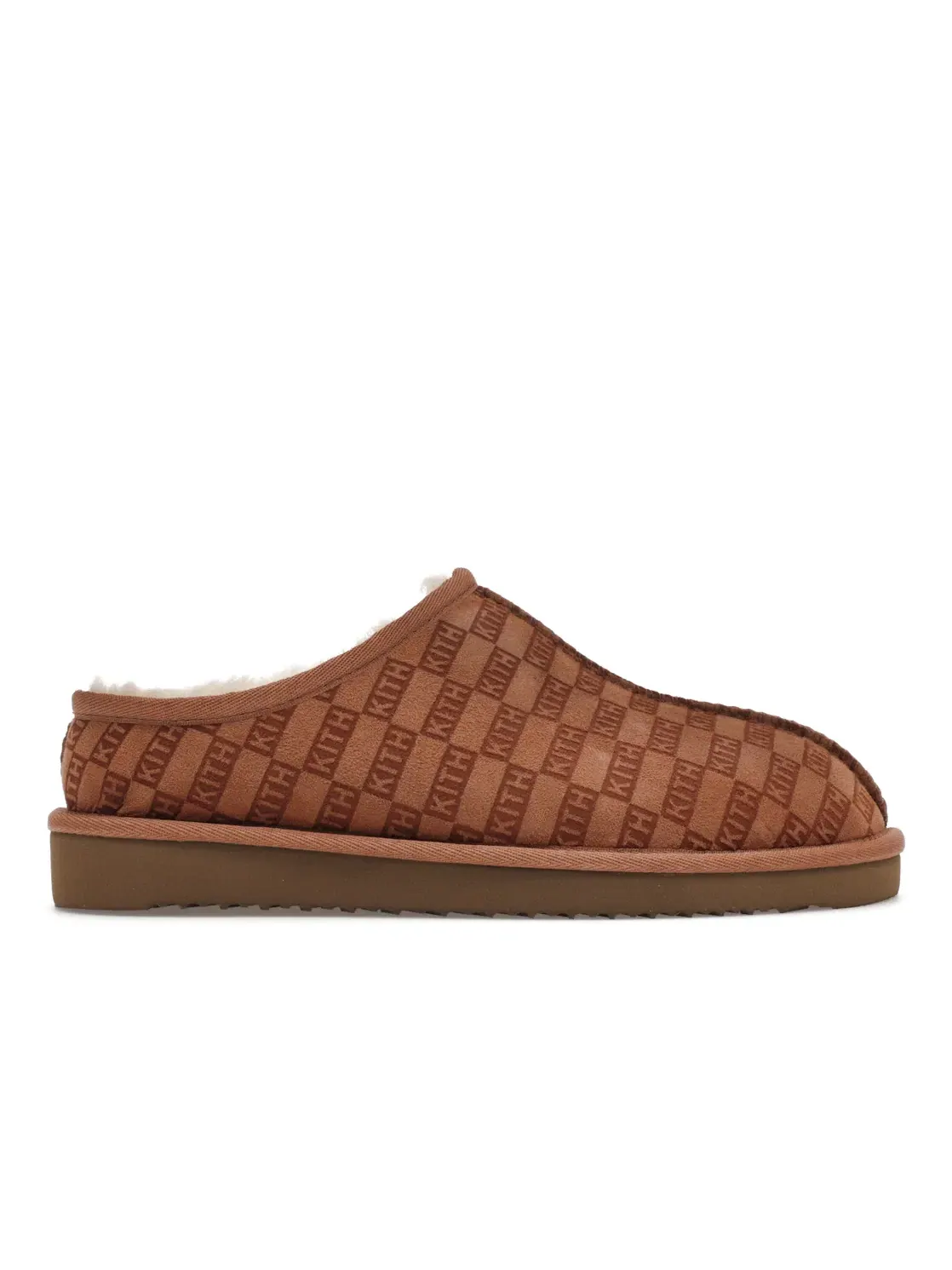 Мужские тапочки с монограммой Shearling Kith Monogram Shearling Slipper Kith, Loft Wheat — изображение 1 из 4