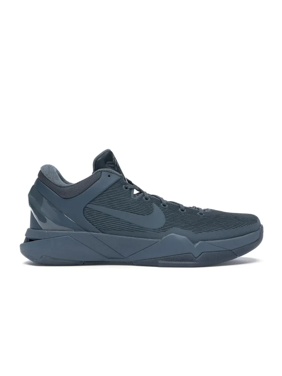 Мужские кроссовки для баскетбола Nike Kobe 7 Black Mamba Collection Fade to Black — изображение 1 из 4, синий синий