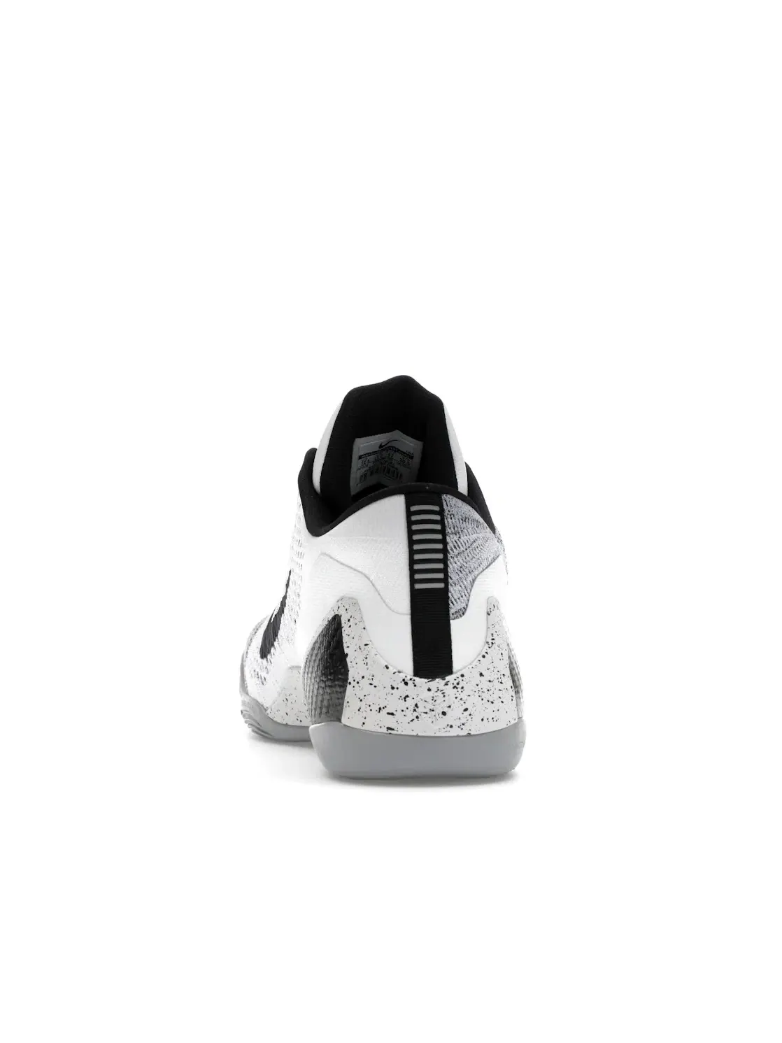 Мужские кроссовки для баскетбола Nike Kobe 9 Elite Low — изображение 4 из 4, белый/черный-серый