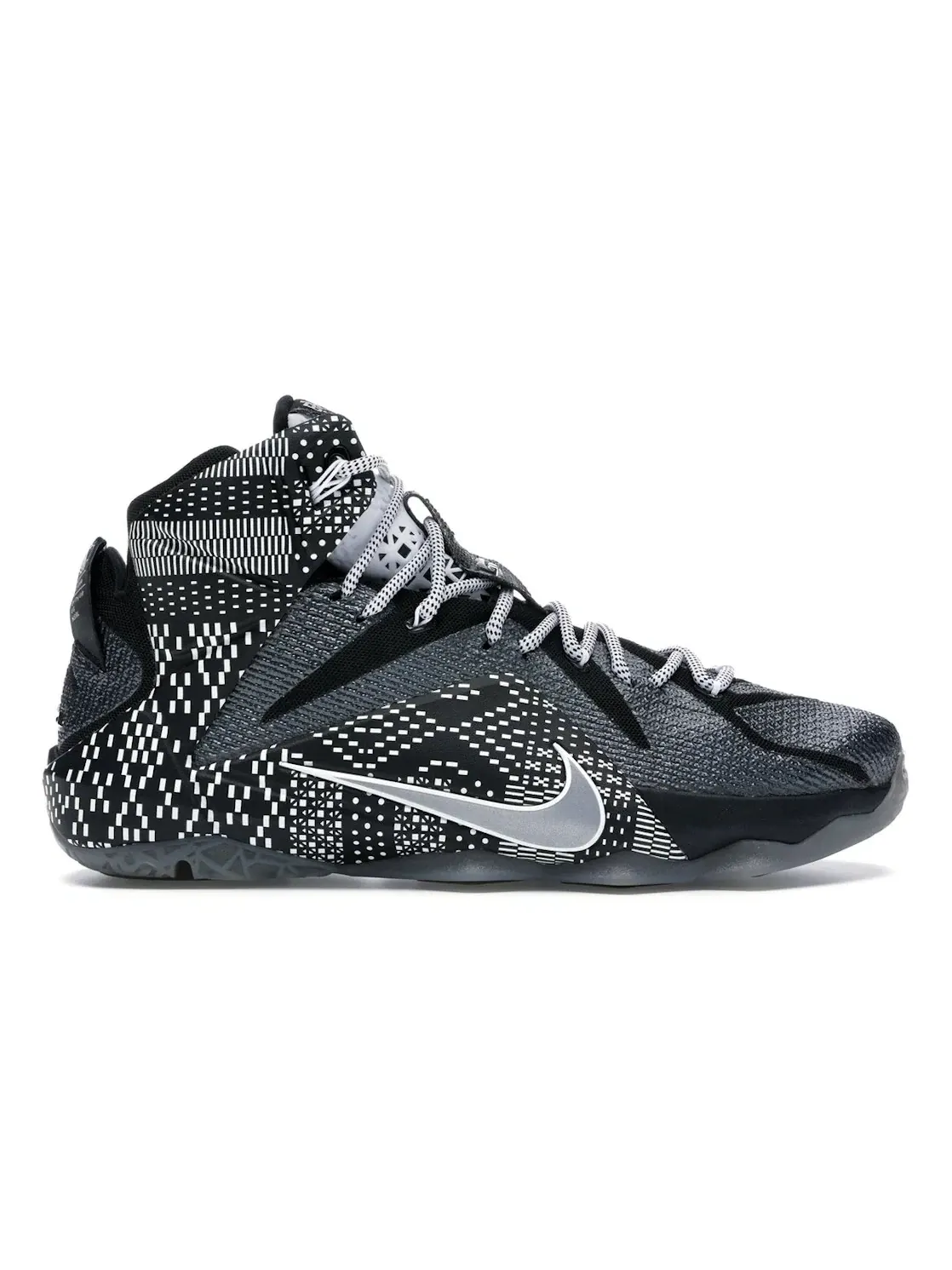 Мужские кроссовки с амортизацией Nike LeBron 12 — изображение 1 из 4