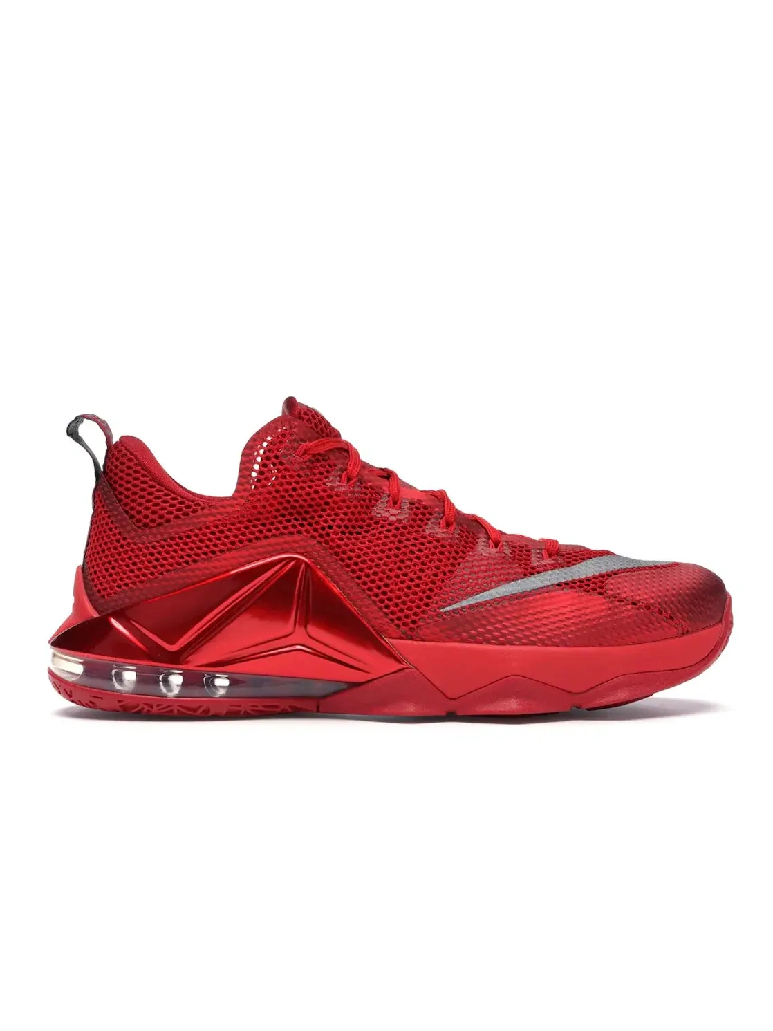 Мужские кроссовки для баскетбола Nike LeBron 12 Low — изображение 1 из 4