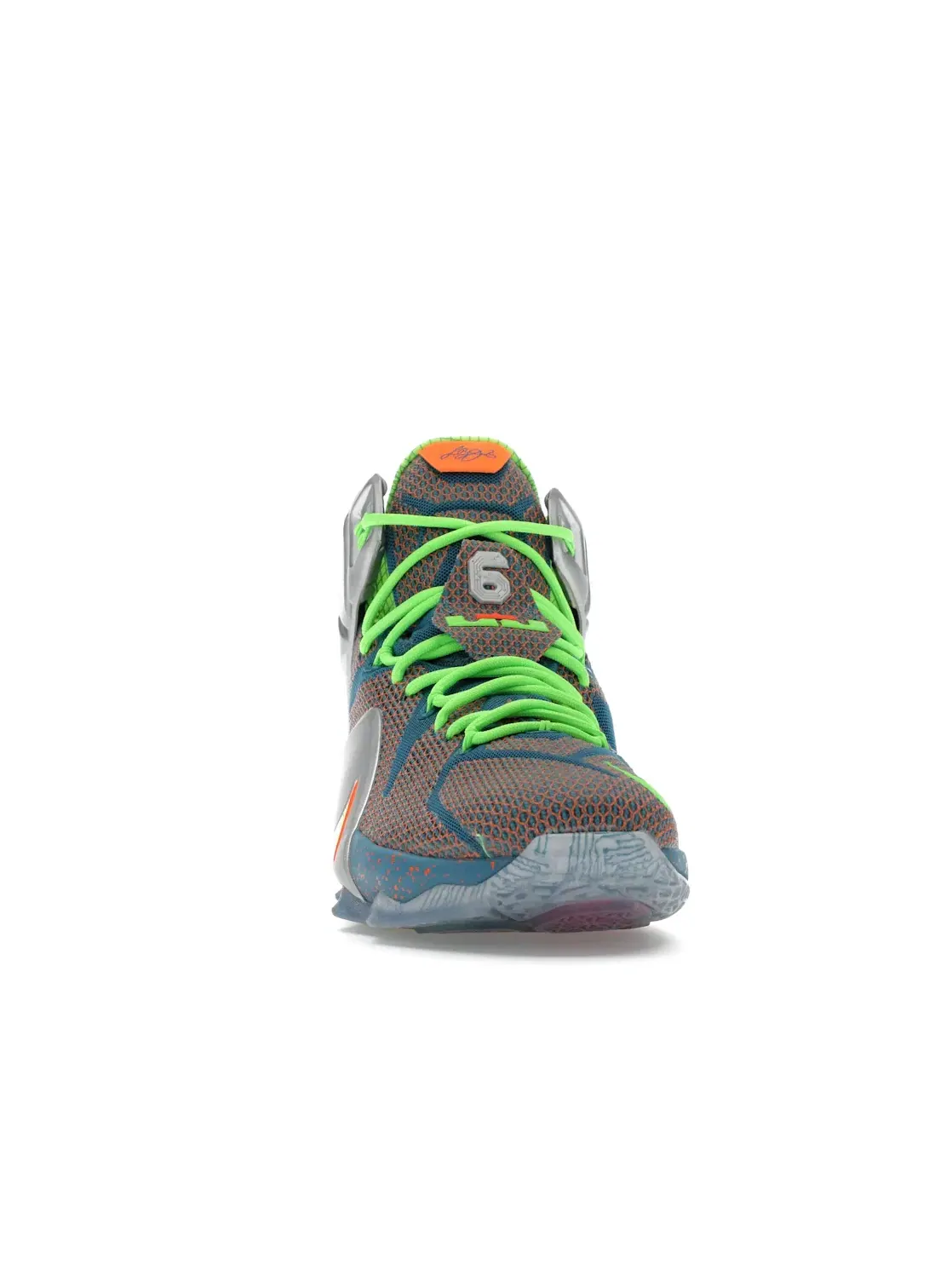 Мужские кроссовки для баскетбола Nike LeBron 12 — изображение 2 из 4