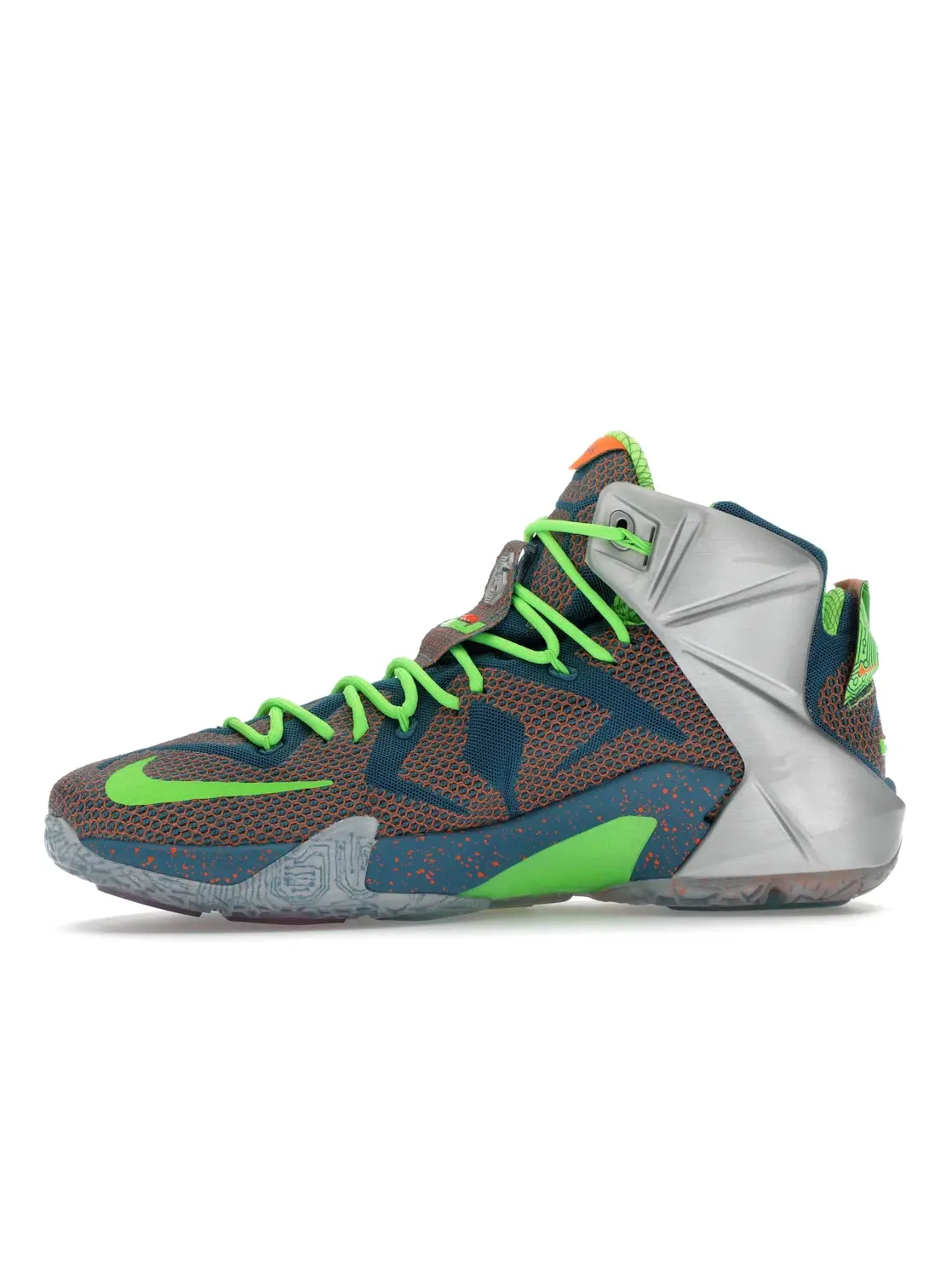 Мужские кроссовки для баскетбола Nike LeBron 12 — изображение 3 из 4