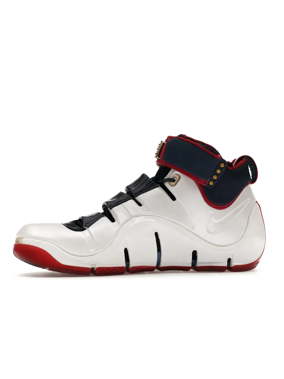 Мужские кроссовки для баскетбола Nike LeBron 4 — изображение 3 из 4