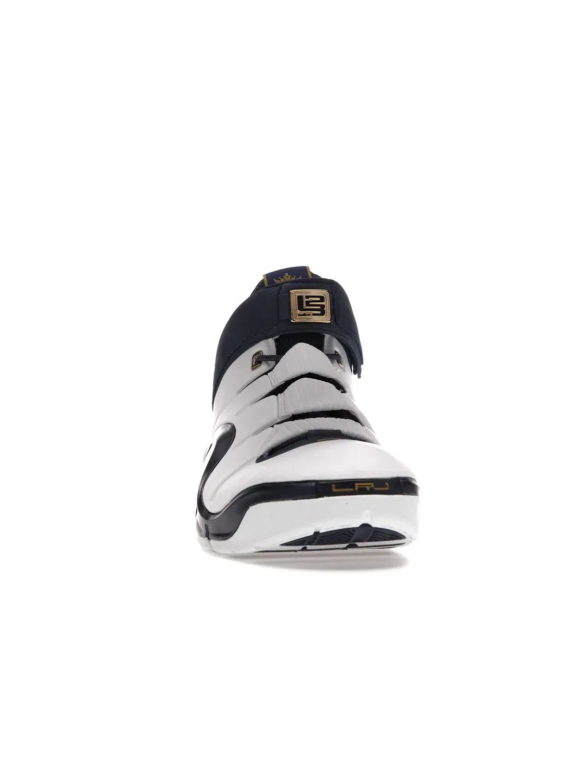 Мужские кроссовки для баскетбола Nike LeBron 4 — изображение 2 из 4