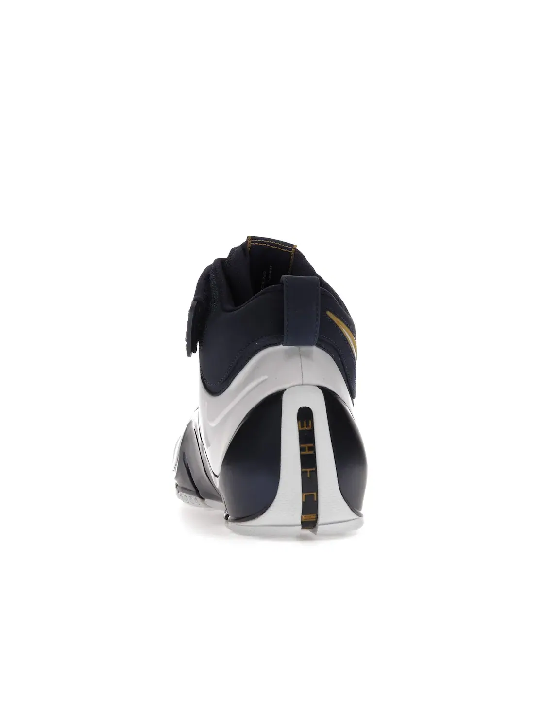 Мужские кроссовки для баскетбола Nike LeBron 4 — изображение 4 из 4
