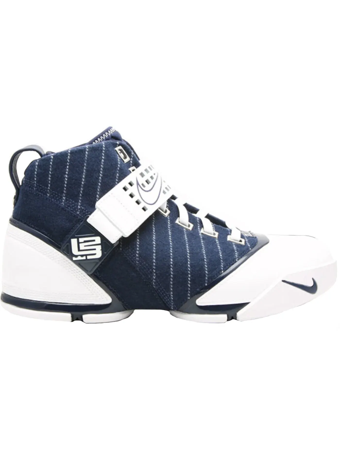 Мужские кроссовки для баскетбола Nike LeBron 5