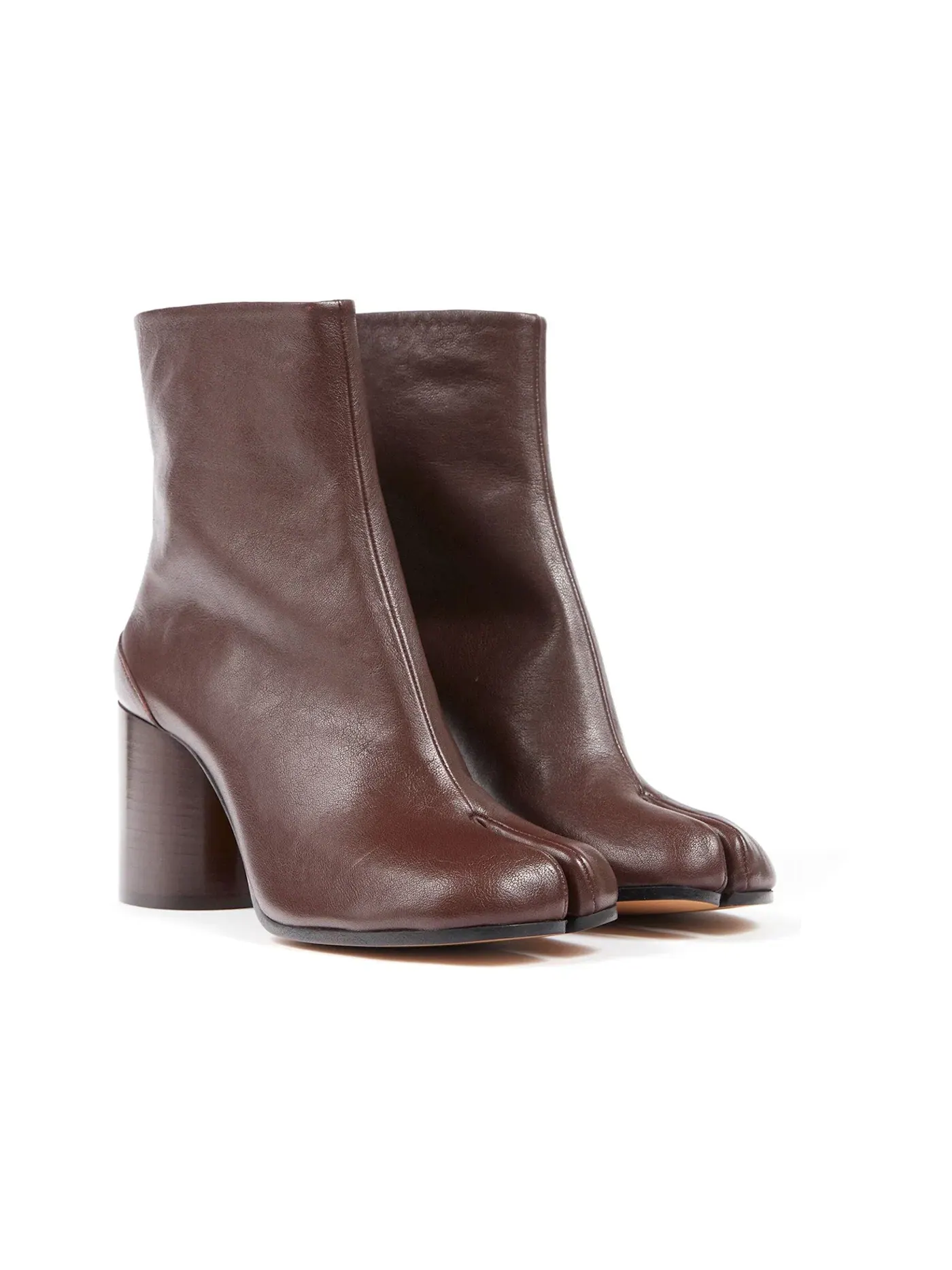 Женские ботильоны с раздвоенным носком Maison Margiela Tabi Ankle Boot — изображение 2 из 2, коричневый