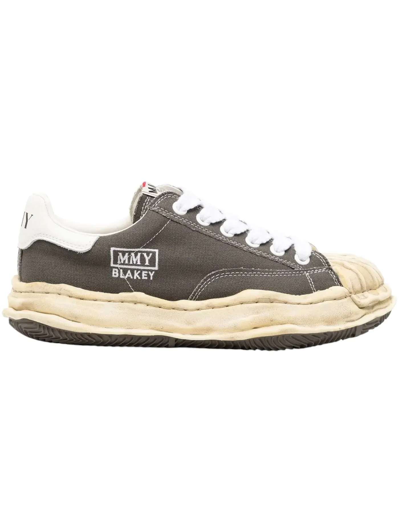 Мужские кроссовки с декором Blakey Distressed Midsole Maison Mihara Yasuhiro — изображение 1 из 1, серый
