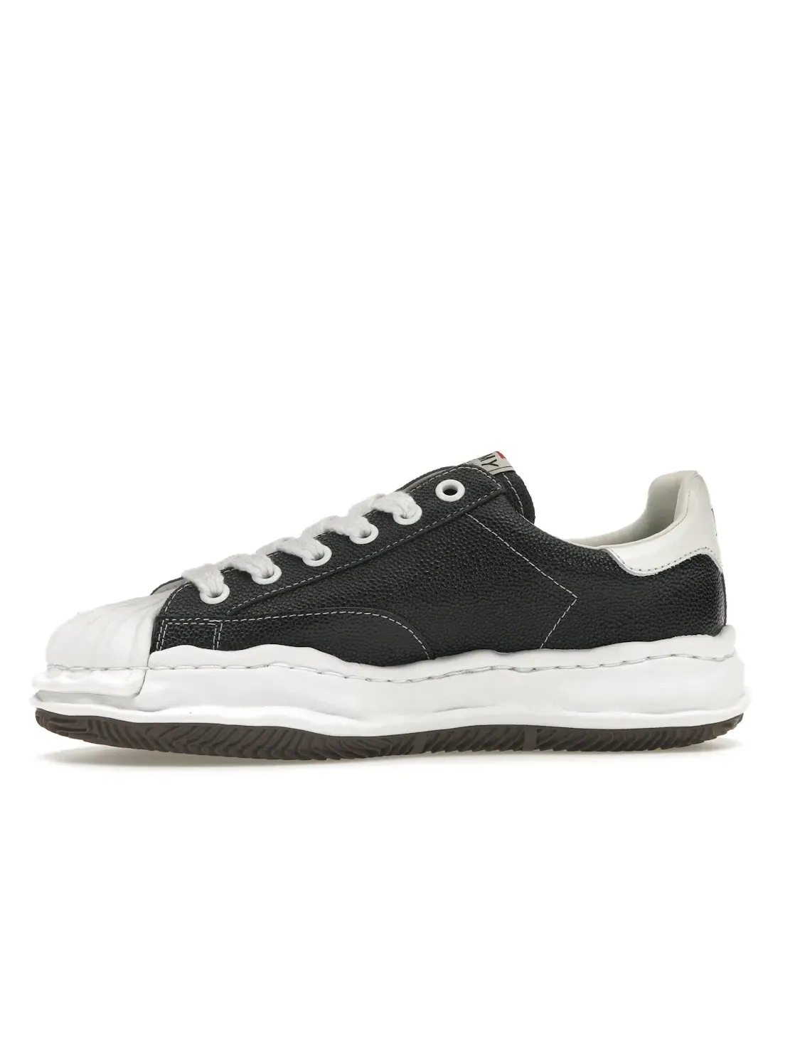 Мужские кеды с тисненой кожи Blakey OG Sole Embossed Leather Low Maison Mihara Yasuhiro — изображение 3 из 4, черный