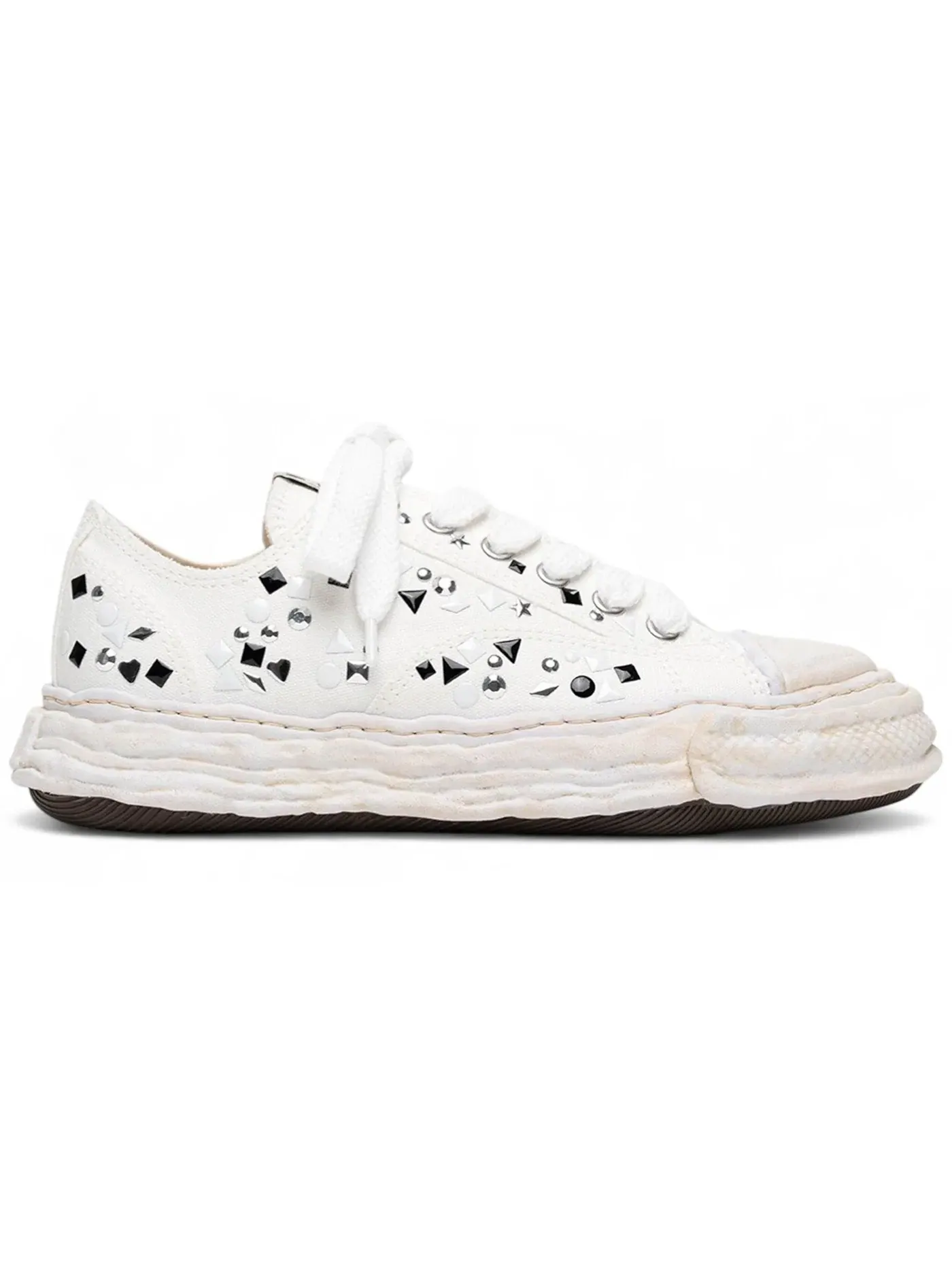 Мужские кроссовки на толстой подошве Maison Mihara Yasuhiro Peterson 23 OG Sole Embellished Canvas Low — изображение 1 из 1