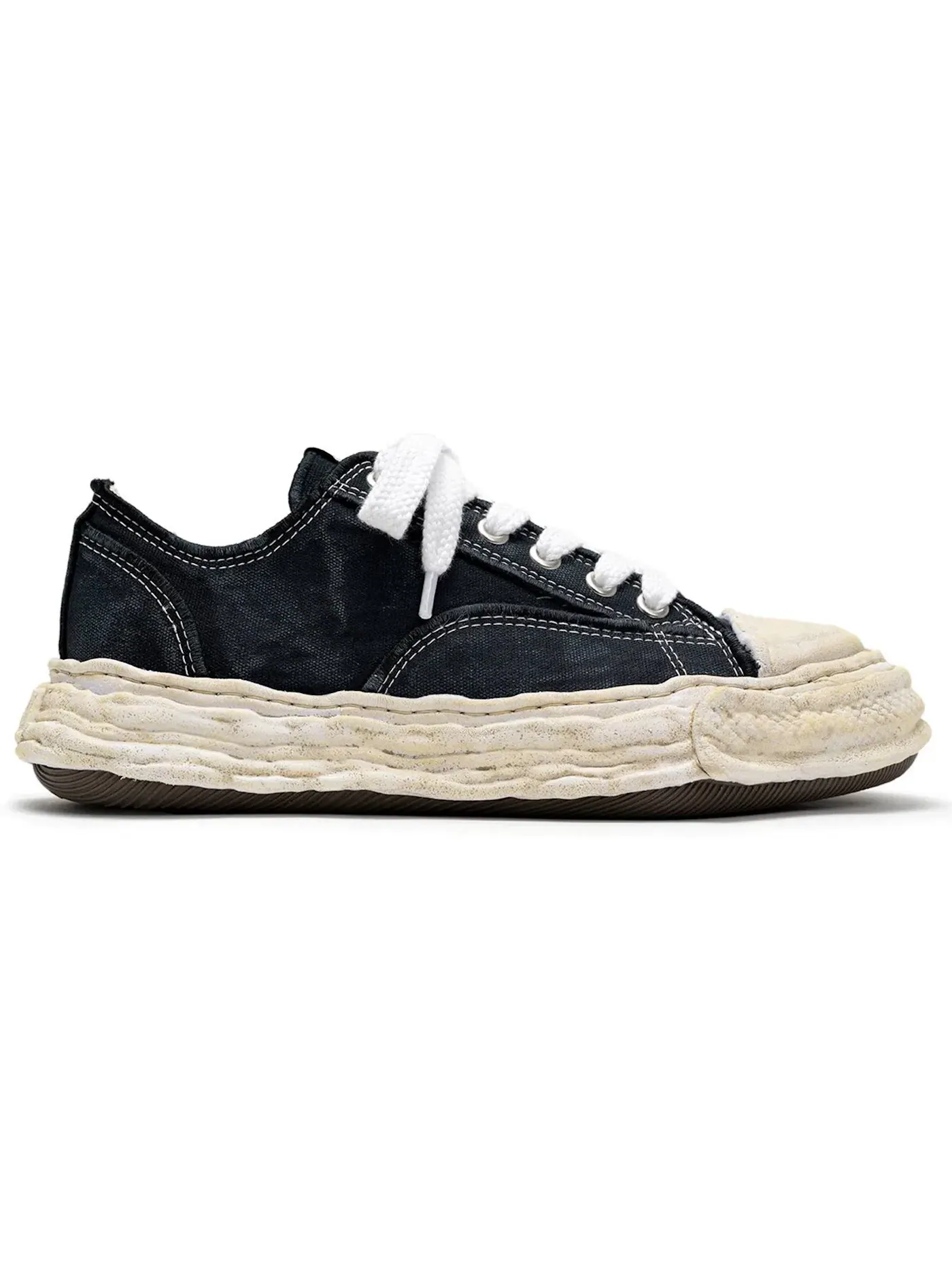 Мужские кроссовки с вышивкой Maison Mihara Yasuhiro Peterson 23 OG Sole Vintage Effect Embroidered Canvas Low, черный