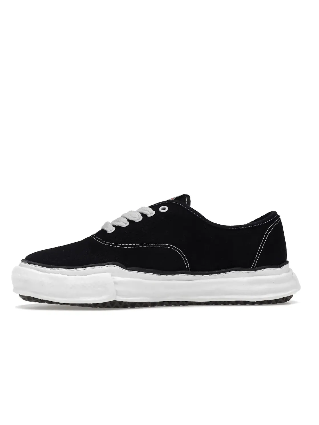Мужские кеды с преувеличенной подошвой Maison Mihara Yasuhiro Baker OG Sole Canvas Low — изображение 3 из 4, черный/белый