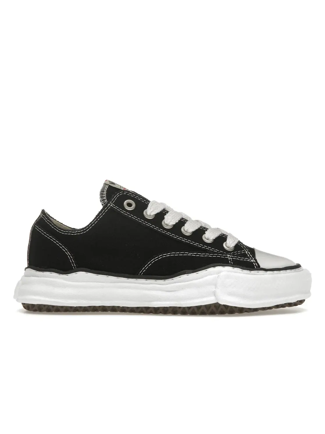 Мужские кеды из канваса с моделью Peterson OG Sole Canvas Low Maison Mihara Yasuhiro — изображение 1 из 4, белый/черный