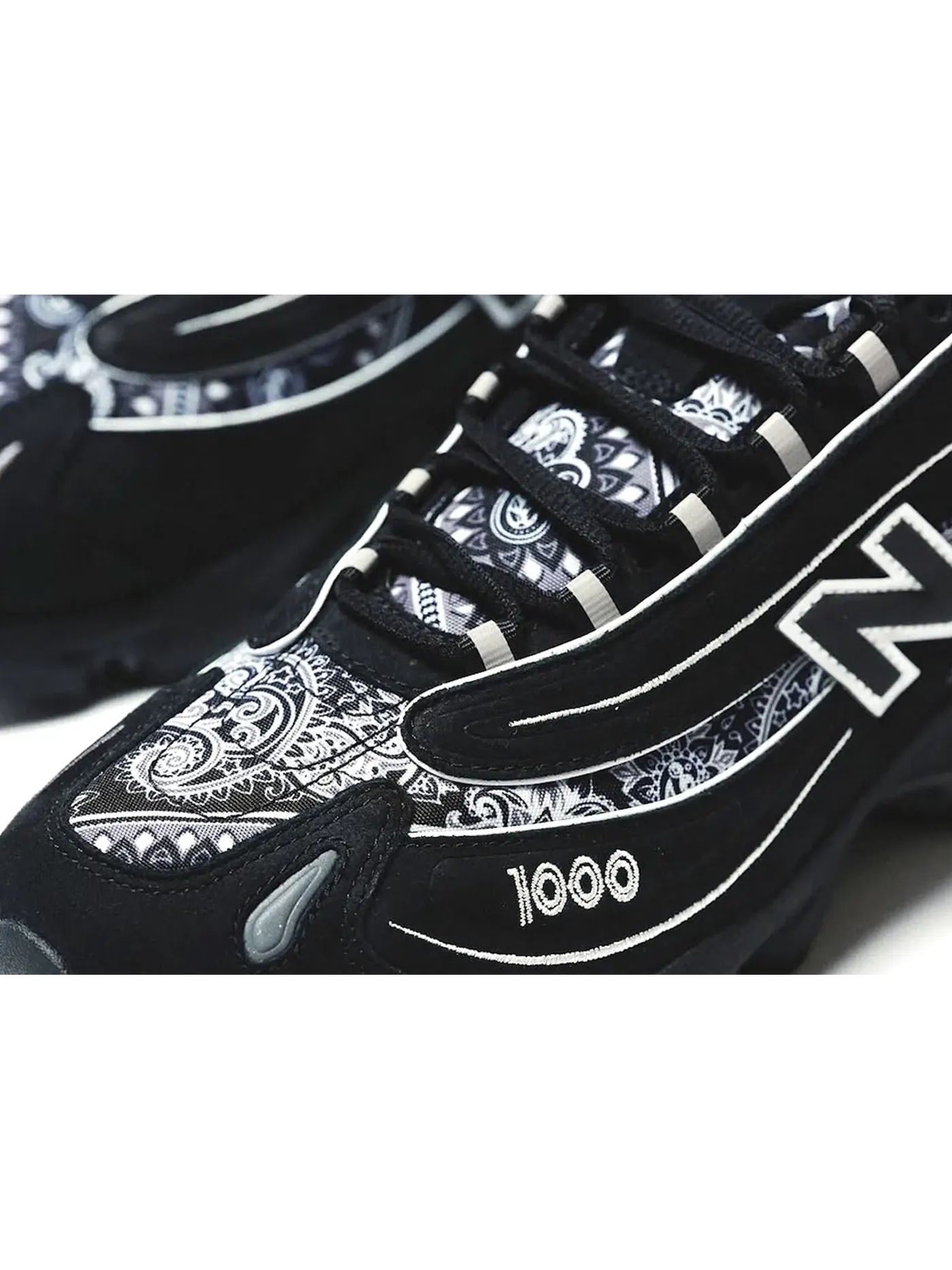 Мужские кроссовки Lifestyle New Balance 1000 New Balance — изображение 4 из 4, черный/белый