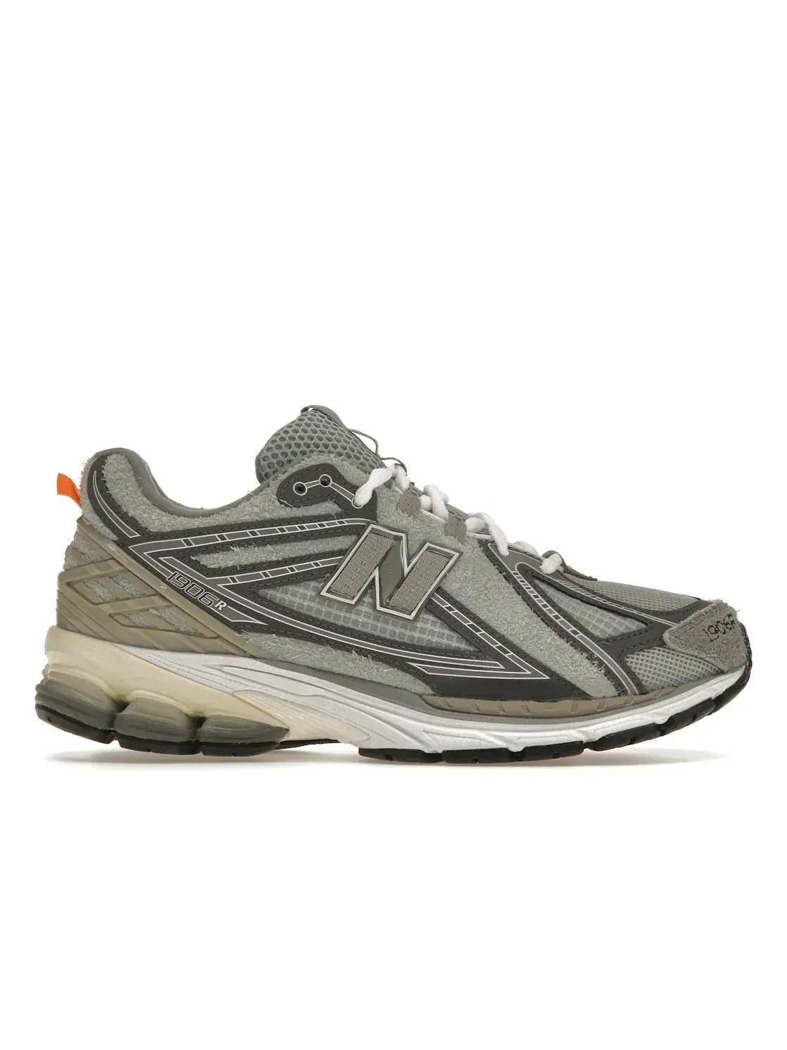 Мужские кроссовки Lifestyle с коллаборацией N.Hoolywood x INVINCIBLE New Balance 1906R — изображение 1 из 4