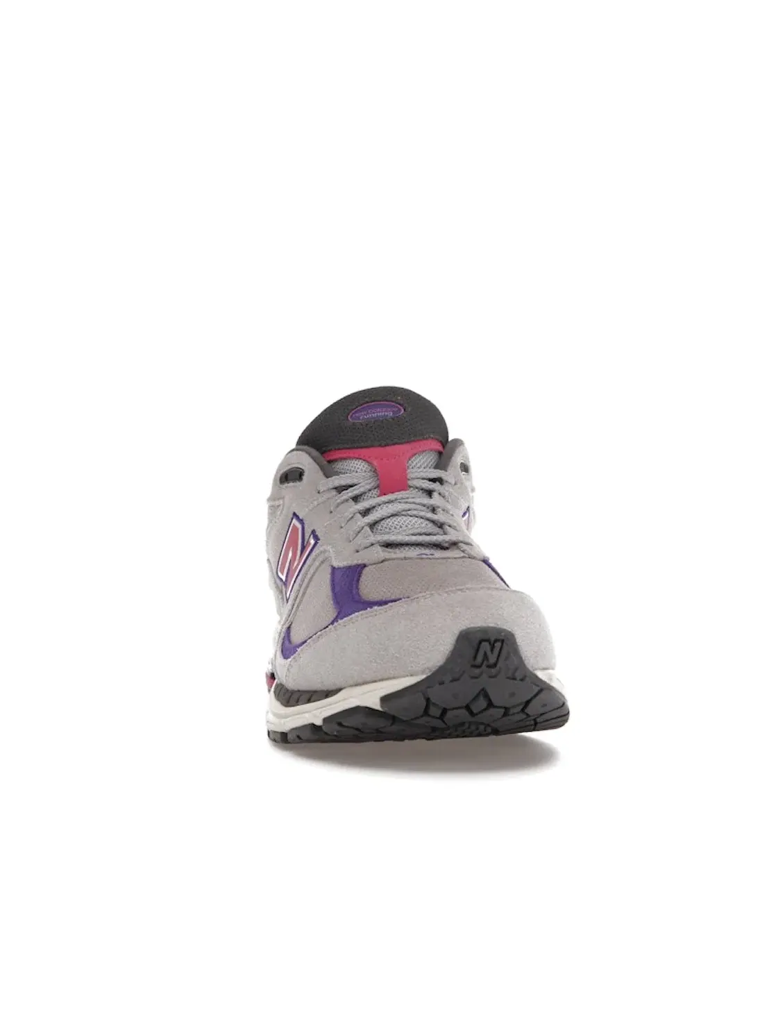 Мужские кроссовки с ретро-дизайном New Balance 2002R — изображение 2 из 4, фиолетовый