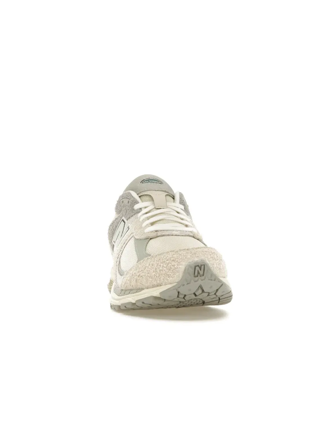 Мужские кроссовки с уникальной текстурой New Balance 2002R, Linen/Concrete — изображение 2 из 4